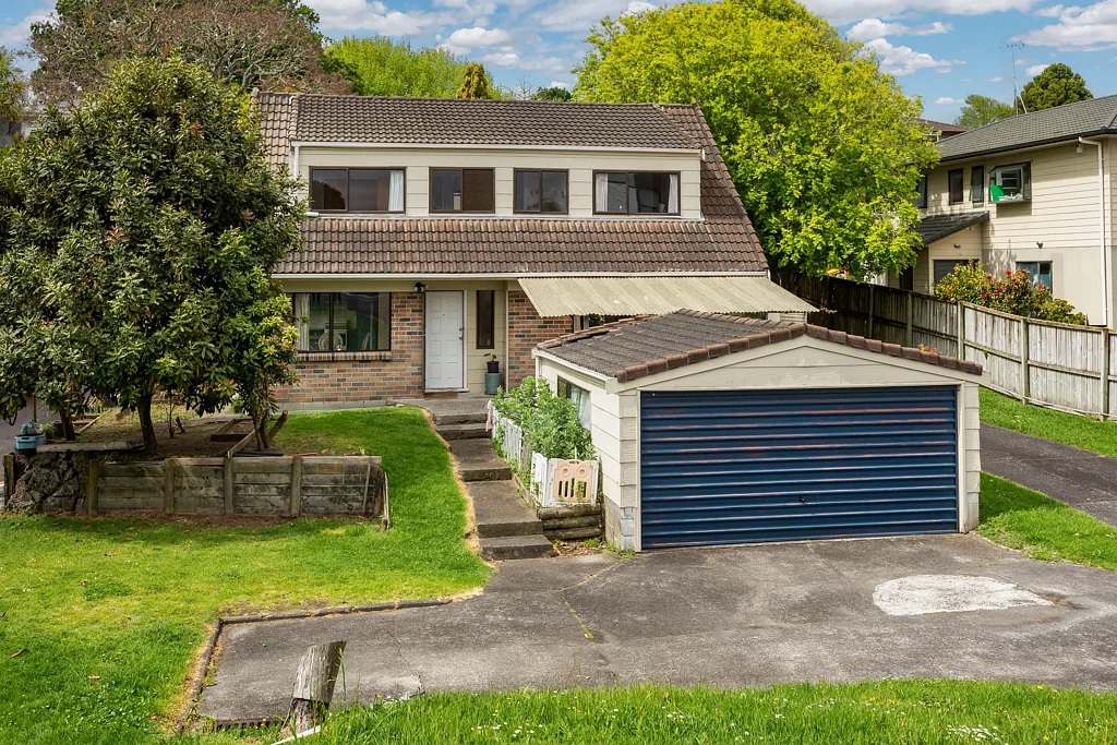 Avondale 4 Bedroom Renovate, Reimagine or Redevelop!