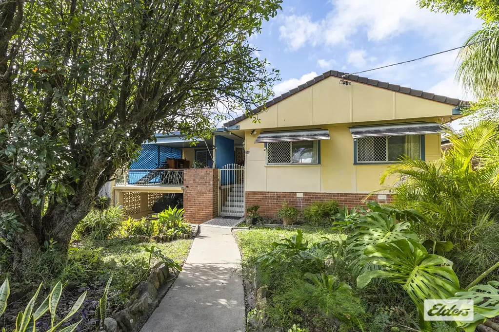 South Grafton 3房  Large 949m² Opportunity with Split-Level Living & Huge Potential