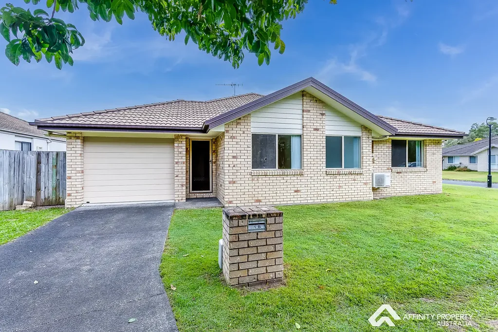 FAMILY LIVING WITHOUT THE FUSS - Easy Living Starts Here