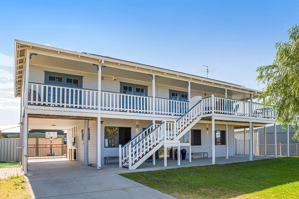 Ledge Point 5બેડરૂમ Coastal Family Retreat with Ocean Views