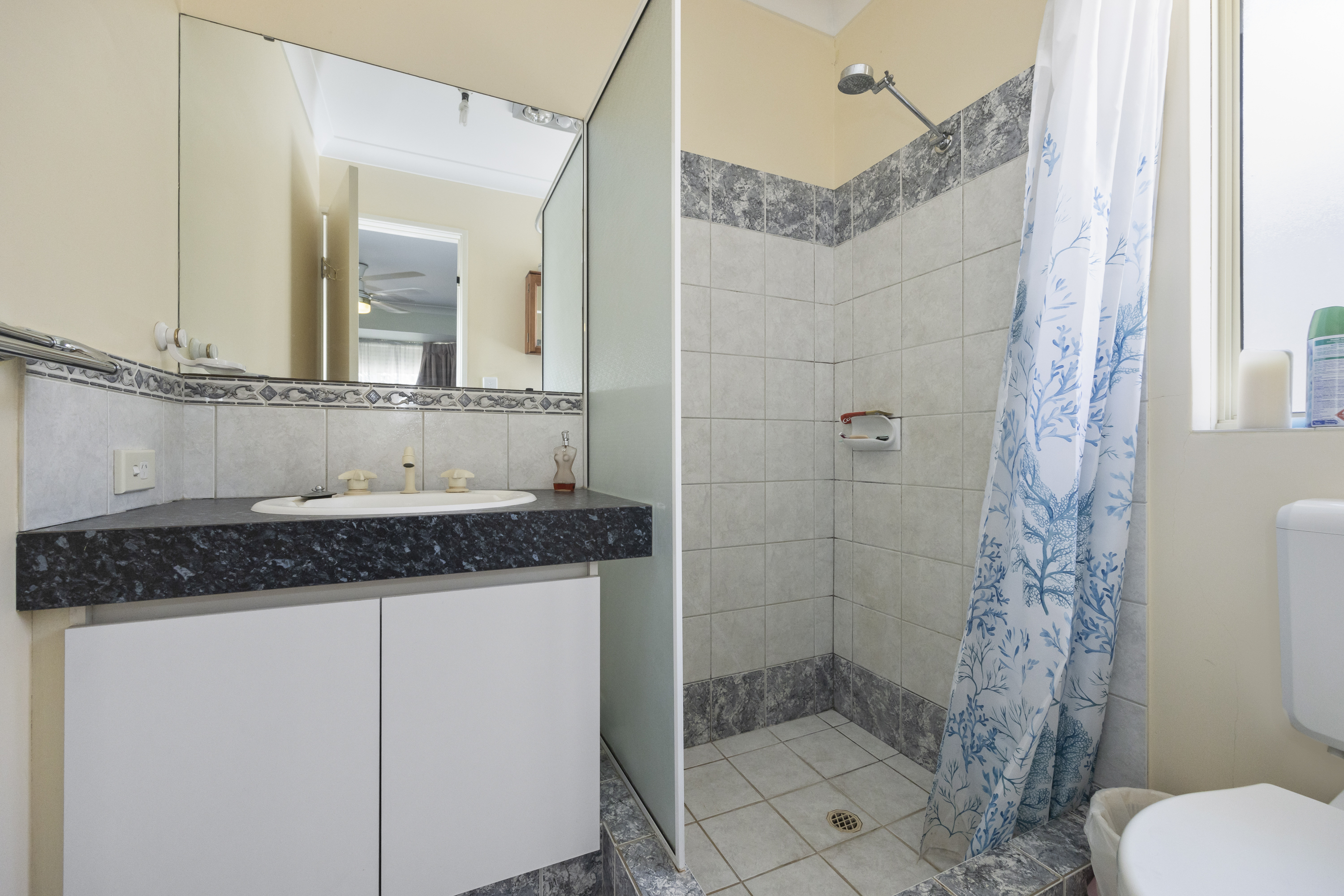 6 ABBEY GREEN RD, BANKSIA GROVE WA 6031, 0 chambres, 0 salles de bain, House