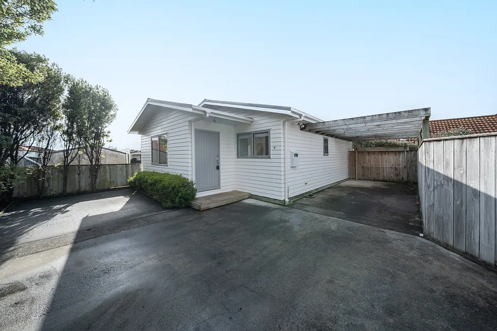7A McLellan Street, Tawa, Wellington