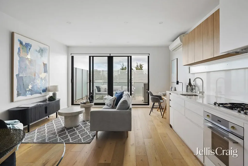 Caulfield South 2房 位于备受推崇的生活区，斯堪的纳维亚风格住宅 Scandinavian style in a prized lifestyle pocket