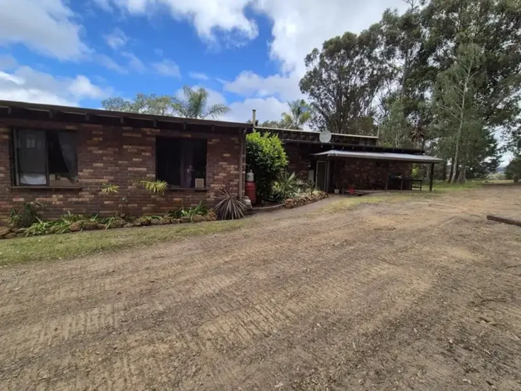 Hazelvale Tranquil Rural Retreat on 5.39 Hectares (13.31 Acres)