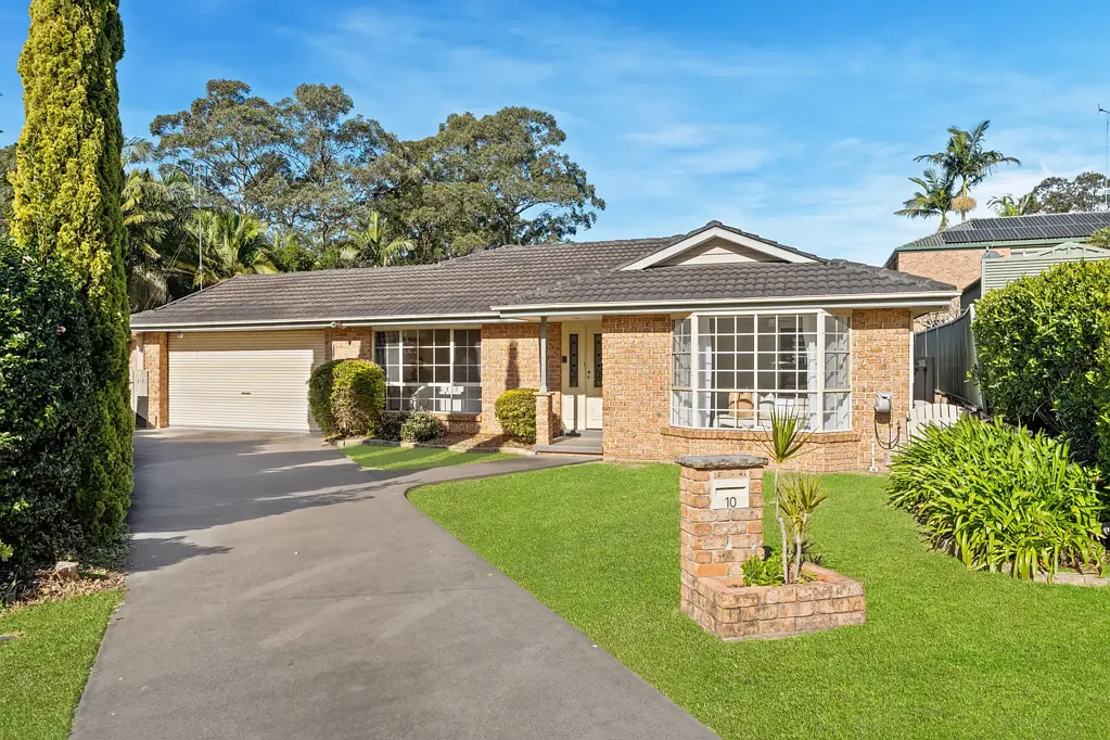 Springfield 4房  Exceptional Family Home with Attached Studio in a Prime Cul-de-Sac.