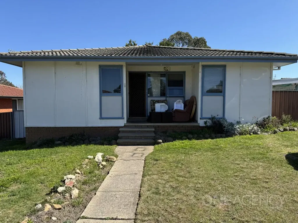 3 Strathallen Crescent, Goulburn, NSW 2580