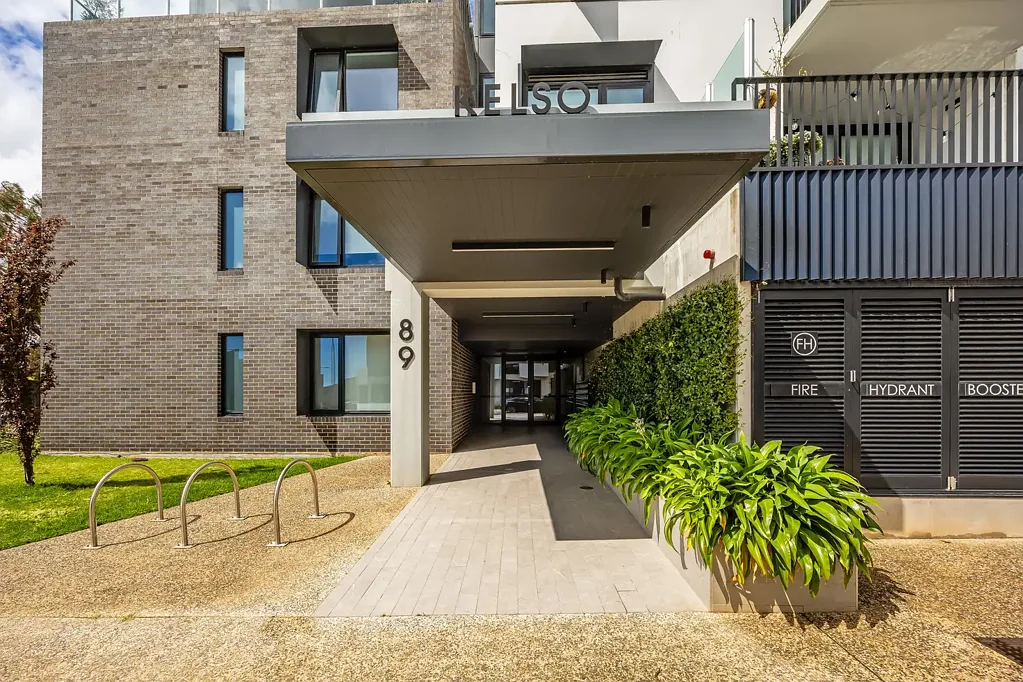 Woodforde 2房  Skyline Style & Eastside Energy – Your Perfect Pad Awaits!