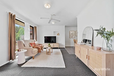 ਰਹਿਣ ਵਾਲਾ ਕਮਰਾ - 7 Dodds Court, Crestmead, QLD 4132