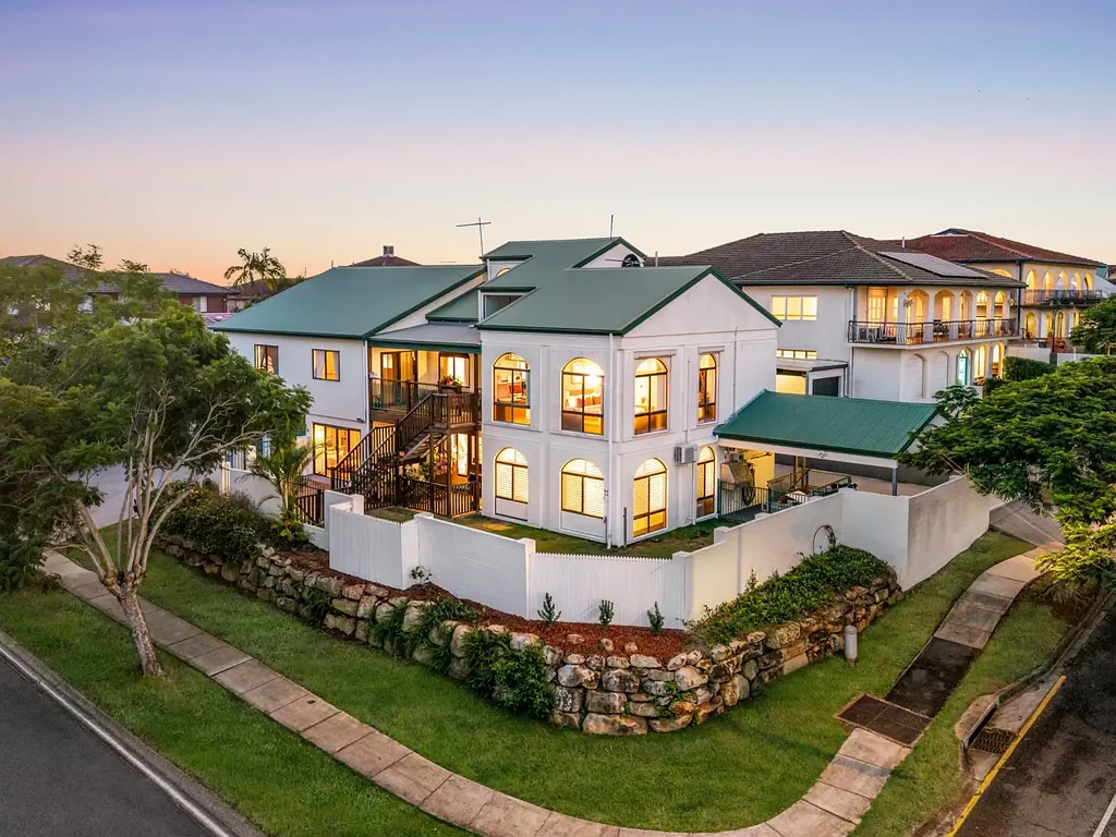 7 Highcrest Avenue, Wavell Heights, QLD 4012