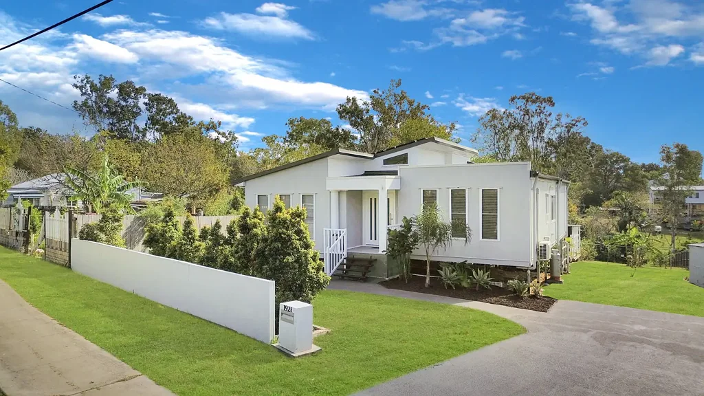 Riverview 4房 现代舒适与乡村魅力的完美融合 The Perfect Blend of Modern Comfort & Country Charm