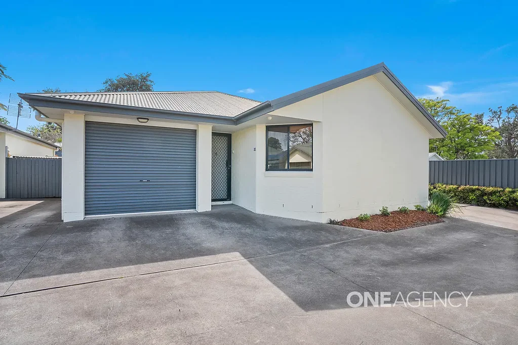 COASTAL LIVING IN THE HEART OF HUSKISSON