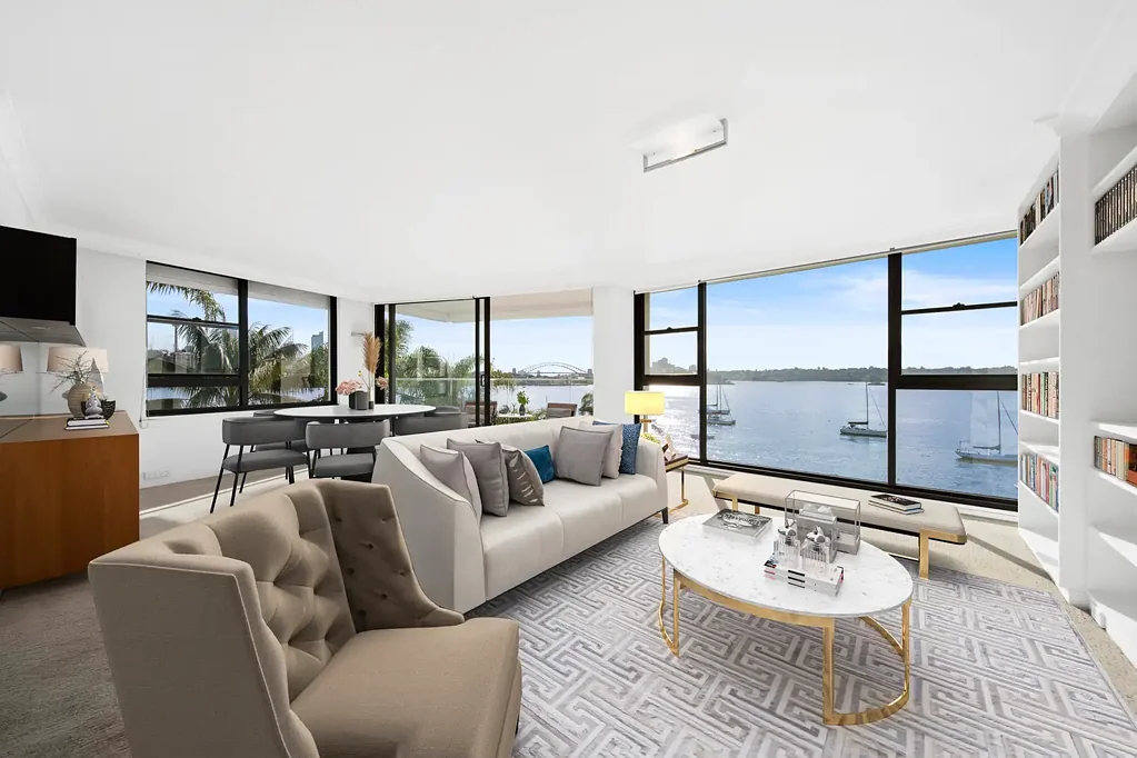 Absolute water front, prestigious harbour location