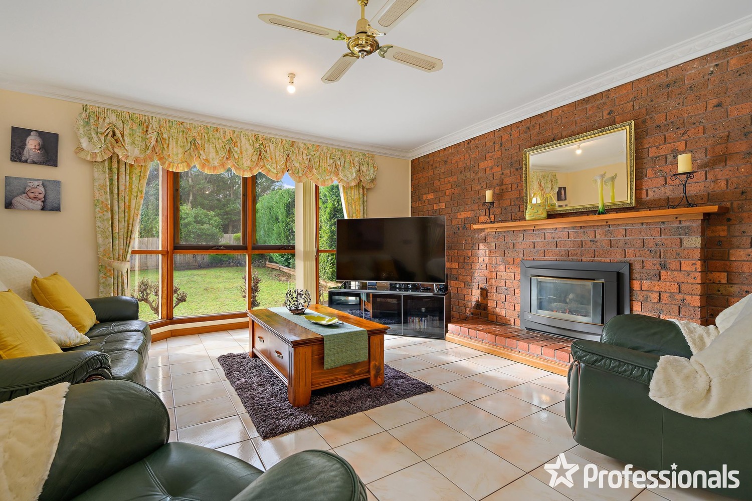 5 BATTERBEE DR, MOOROOLBARK VIC 3138, 0 Kuwarto, 0 Banyo, House