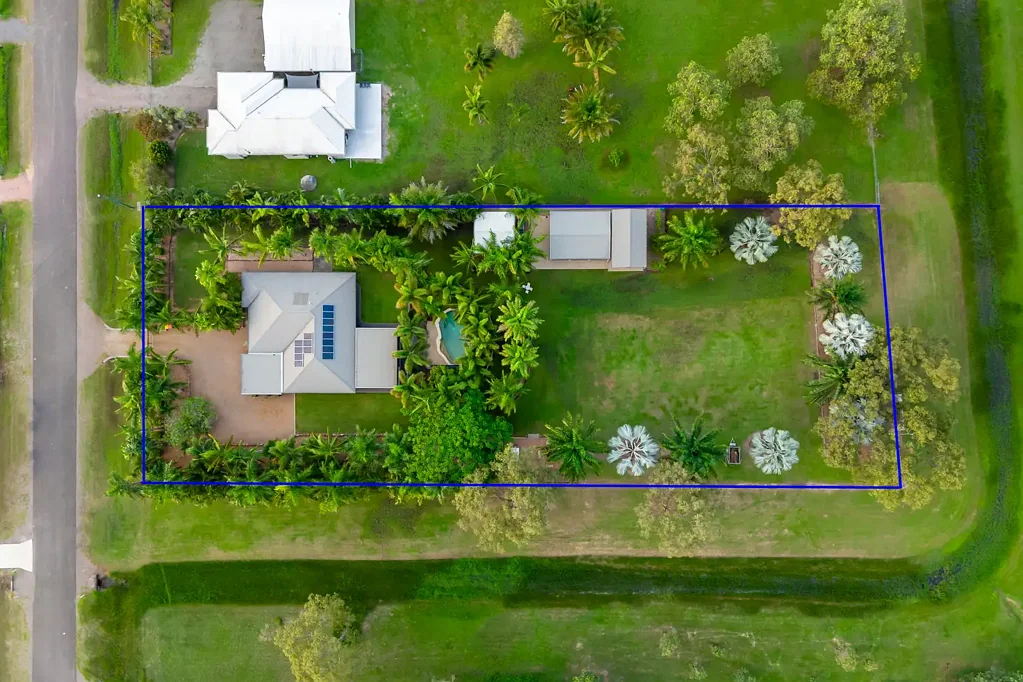 Bluewater Park 4房  UNDER OFFER....Exceptional Shed Space Meets Resort-Style Acreage Living