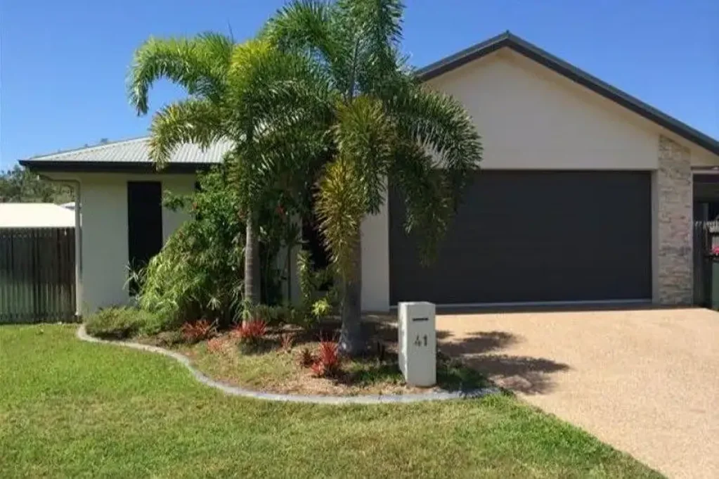 Modern Living in the Heart of Oakdale Heights