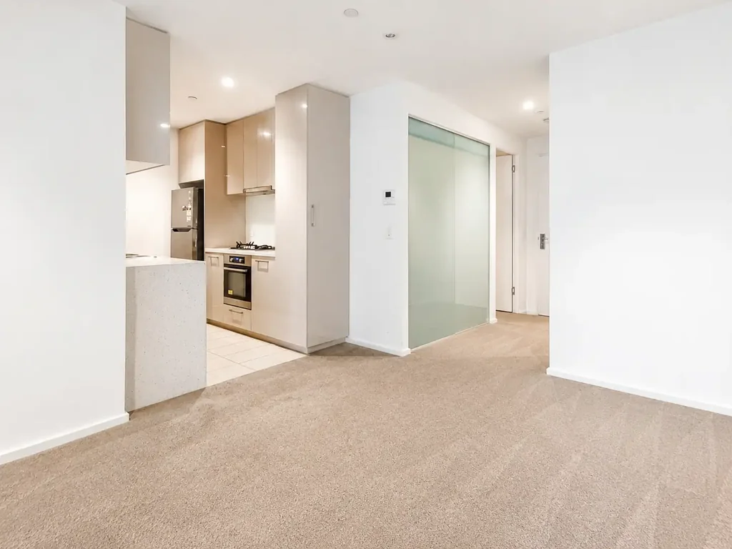 For Lease - Stunning 2 Bedroom High Rise Apartment in Melbourne ONE Complex