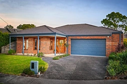 9 Zola Court, Glen Waverley