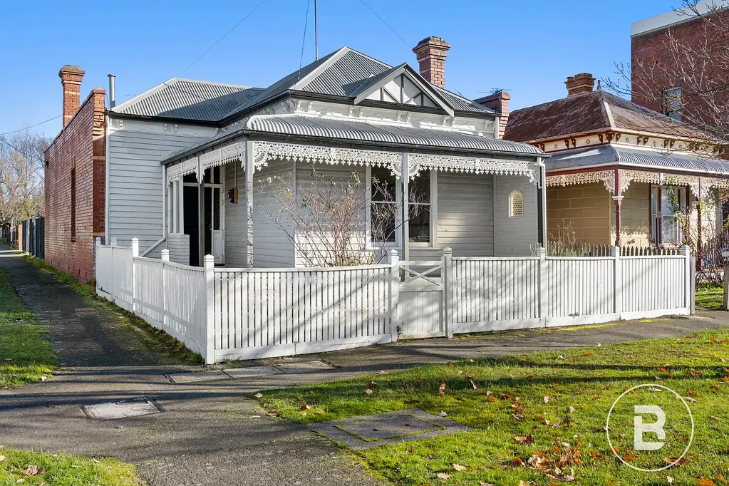 Ballarat Central 4 Bedroom HUGE POTENTIAL IN PRIME CENTRAL BALLARAT