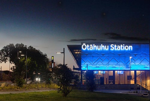 otahuhu-station-night-1