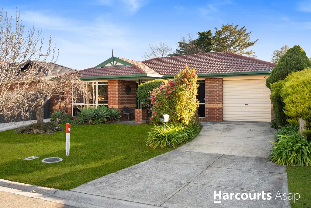 35 Mulguthrie Court, Hallam, VIC 3803