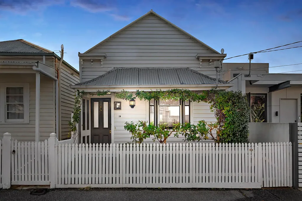 14 Young Street, St Kilda East, VIC 3183