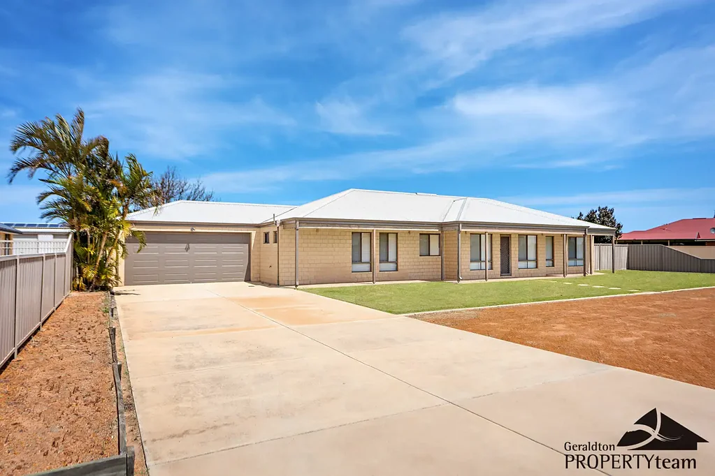 48 Honeysuckle Boulevard, Woorree, WA 6530