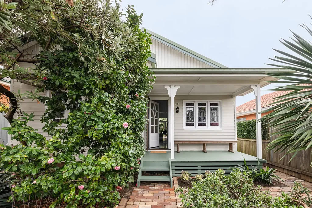 35 Station Street, Tempe, NSW 2044