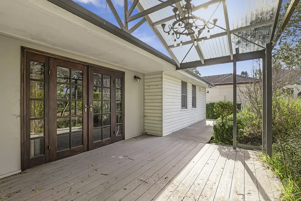 South Windsor 3房  A Home, a Studio and Golf Course Views