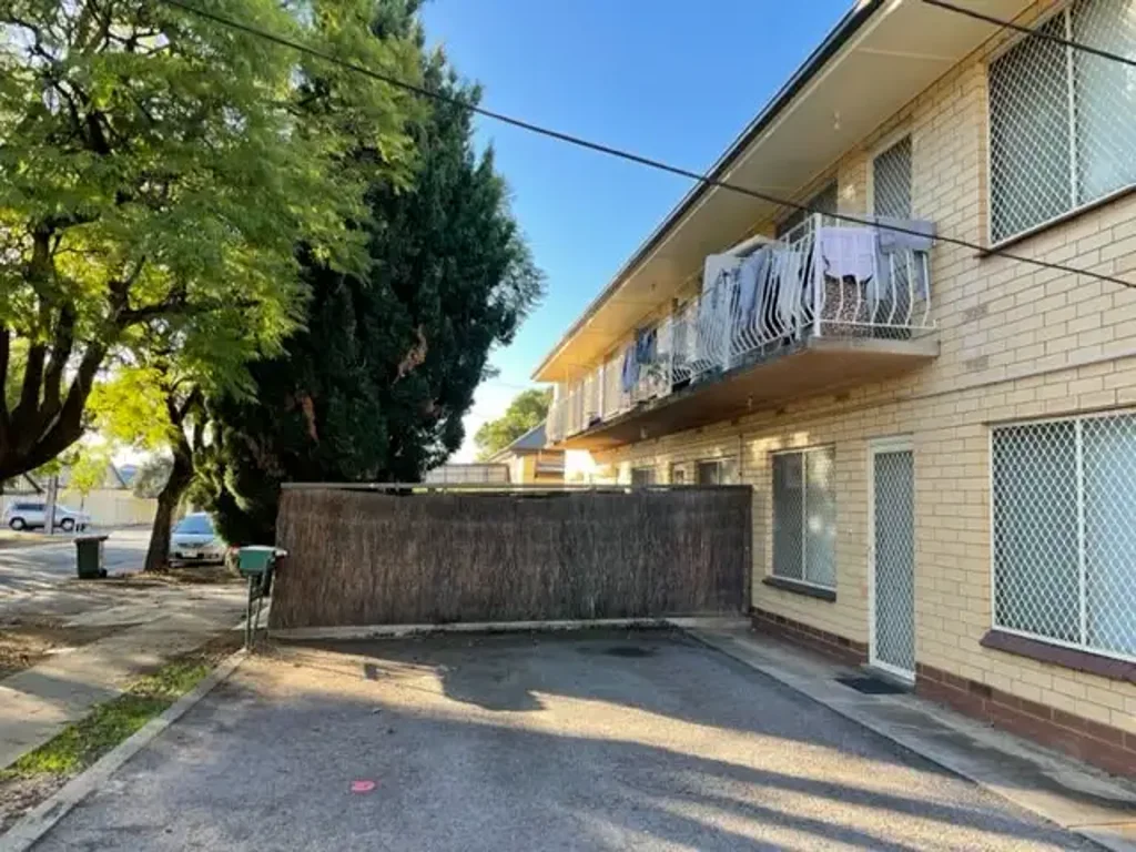 Prospect 2 Bedroom NEAR CITY LOCATION GREAT FIRST HOME OR INVESTMENT ALL OFFERS SUBMITTED  MUST BE SOLD