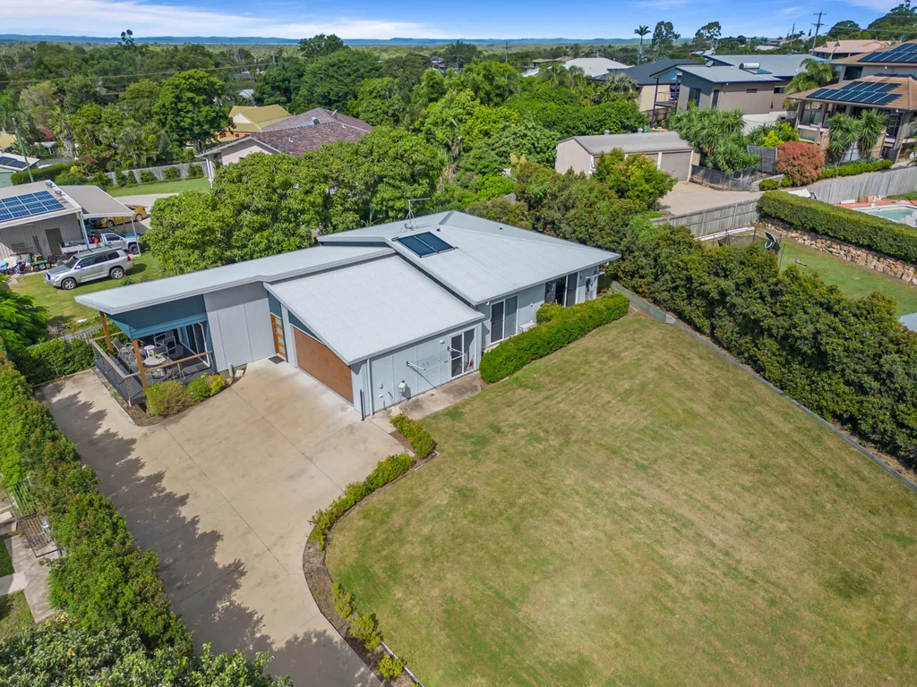 16 Jacobsen Outlook, Urraween, QLD 4655