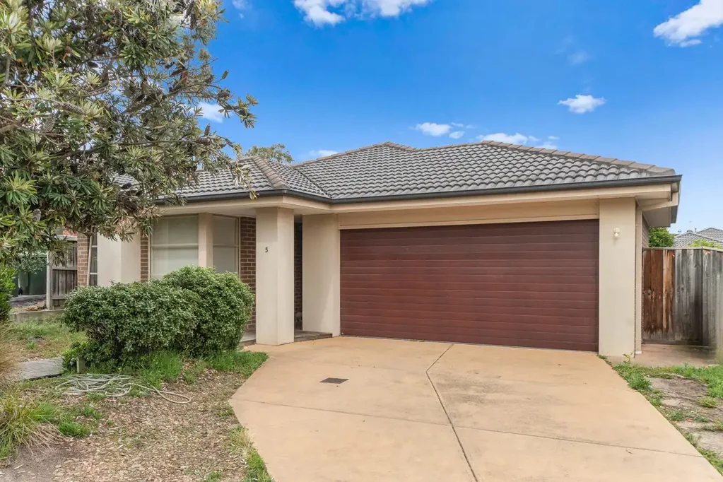 5 Rhone Grove, Skye, VIC 3977