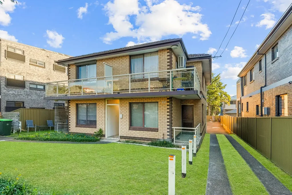 Wiley Park 2غرفة نوم Ideal First Home or Investment with lock up garage