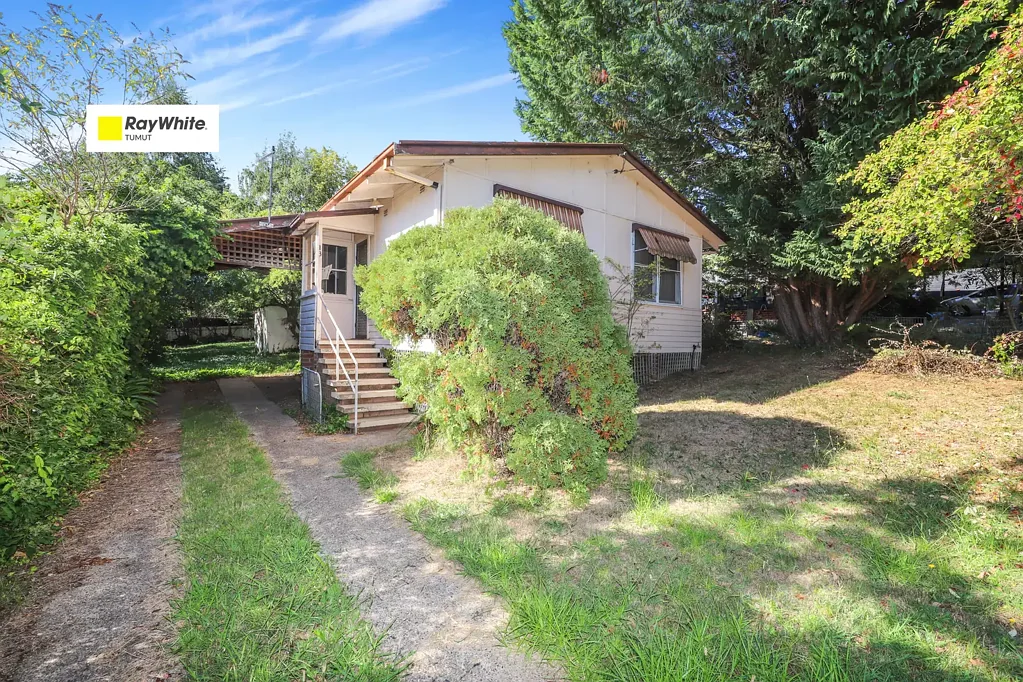 13 Batlow Avenue, Batlow, NSW 2730