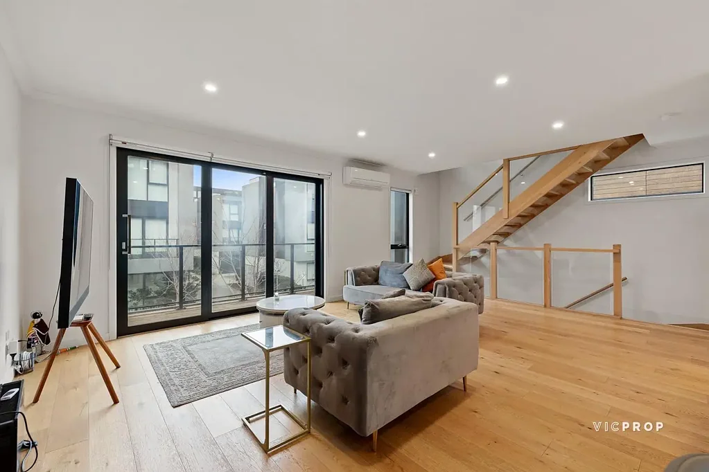 Port Melbourne 4部屋 Impeccable Family Luxury with Unmatched Style, Space and Sunlit Splendour