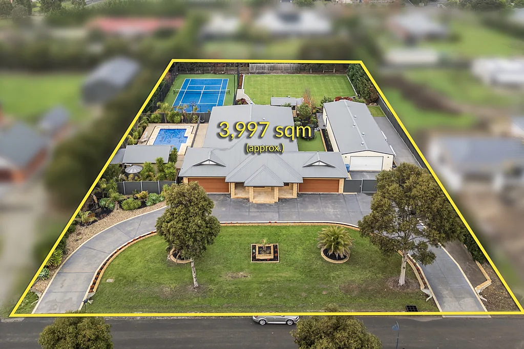 39 Highgrove Drive, Sunbury, VIC 3429