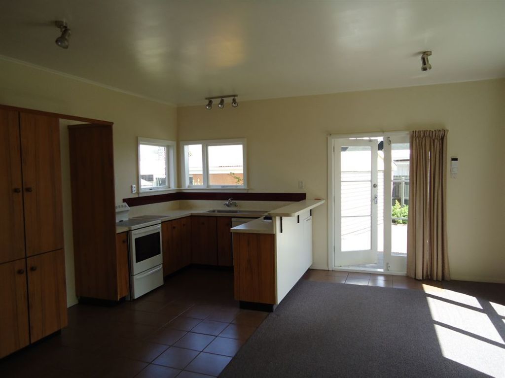 222/22a Mortlake Street, Islington, Christchurch, 3 phòng ngủ, 0 phòng tắm