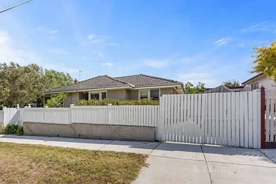 Redan 3chambre Classic Family Home With Modern Twists