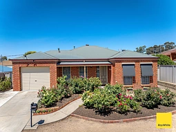 9A Howell Crescent, Kangaroo Flat