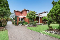 19 Blackshaw Avenue, Mortdale