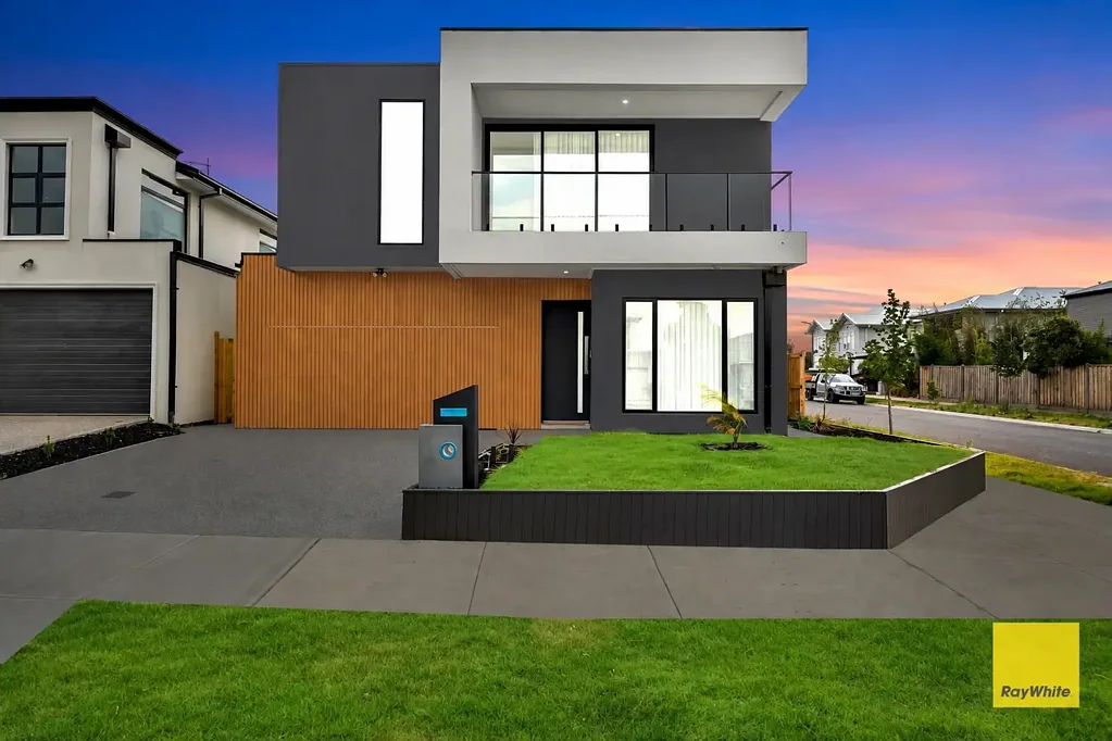 Greenvale 5 Slaapkamer Refined Contemporary Living in a Highly Desirable Greenvale Setting