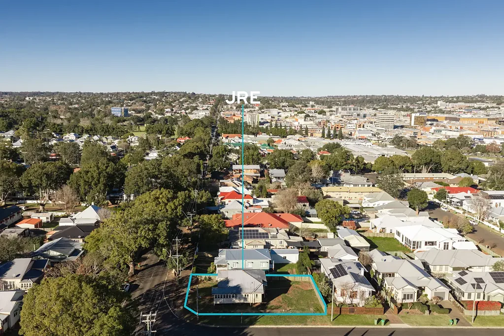 Toowoomba City 3ห้องนอน A Rare Blank Canvas in the Heart of Toowoomba City