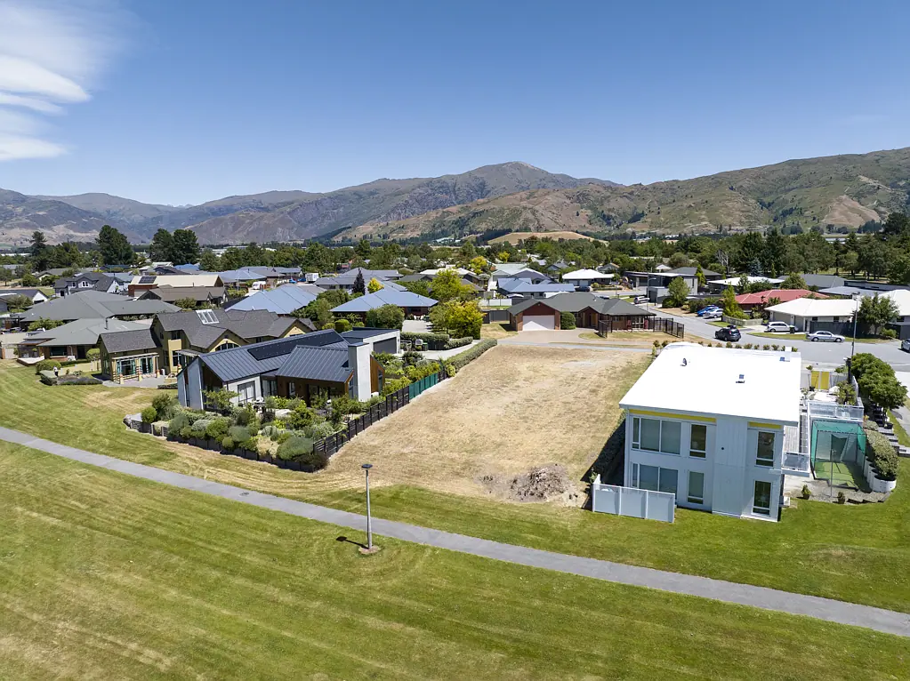 Cromwell Owner wants sold!