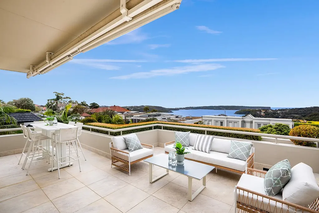 Mosman 3 Bedroom Panoramic Top Floor Apartment With 341SQM House Like Proportions