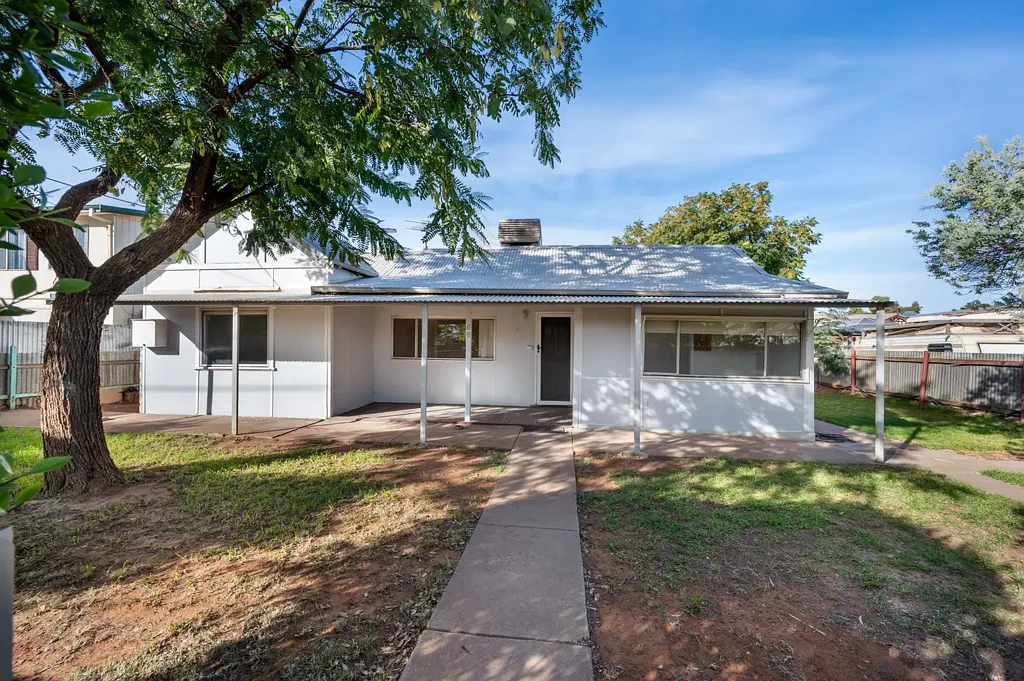 Boulder 3غرفة نوم UNDER OFFER -Your First Home Starts Here – Move-In Ready & Full of Charm