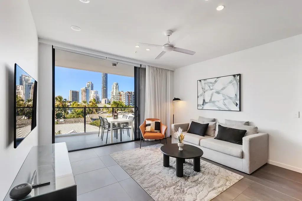 Luxury Living  - Highly sought after furnished Apartment on the Gold Coast!