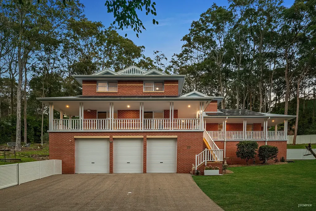 Eleebana 5房  Dream Family Home – Fully Renovated, Feature-Packed and Perfectly Positioned