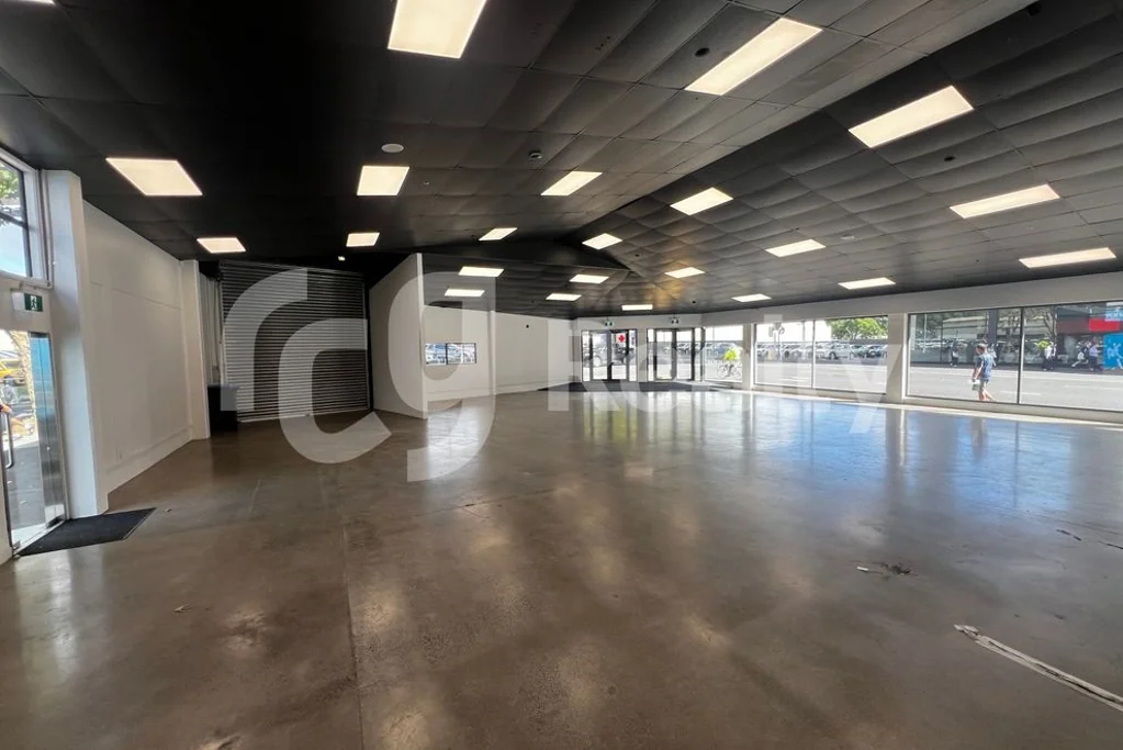 Newmarket STANDALONE NEWMARKET SHOWROOM