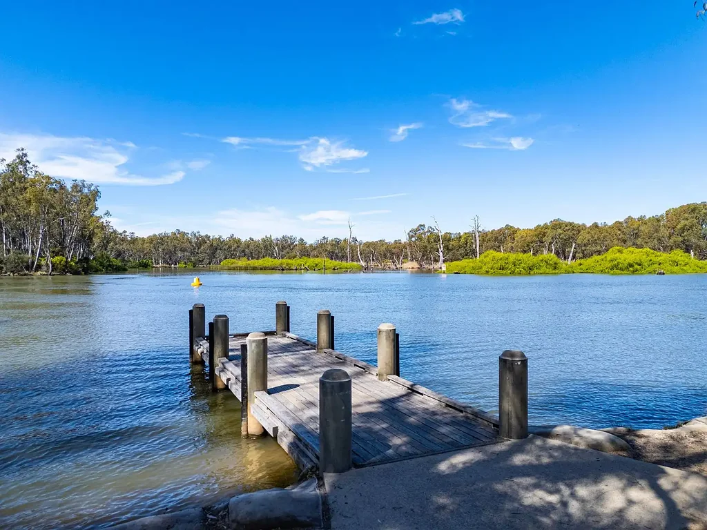 Bundalong Half an Acre of Freedom in River Junction