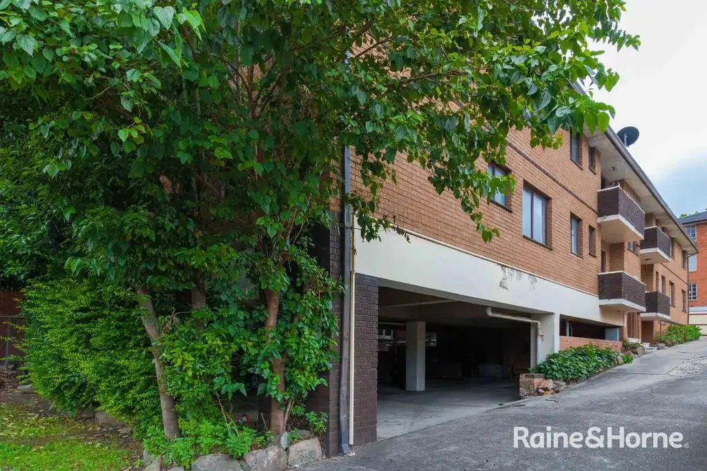 2 Bedroom in the heart of Harris Park!