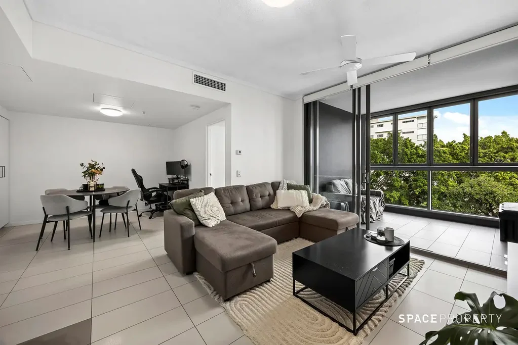Hamilton 1 Bedroom Modern Hamilton Living with Space, Style & Everyday Convenience